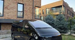 Hyundai Staria 2022 года за 24 500 000 тг. в Алматы – фото 2