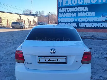 Volkswagen Polo 2013 года за 3 990 000 тг. в Караганда – фото 3