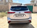Toyota Highlander 2021 года за 20 000 000 тг. в Жанаозен – фото 3