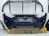Бампер передний Toyota RAV4 2019-2024 (б’ у) ORIGINAL (в сборе) за 10 000 тг. в Алматы