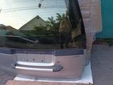 Крышка багажника дверь задняя спойлер за 1 000 тг. в Алматы – фото 4