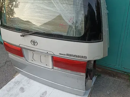 Крышка багажника дверь задняя спойлер за 1 000 тг. в Алматы – фото 9