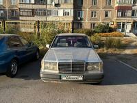 Mercedes-Benz E 200 1989 годаүшін2 500 000 тг. в Караганда