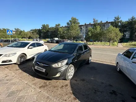 Hyundai Solaris 2011 года за 4 000 000 тг. в Караганда – фото 5