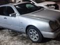 Mercedes-Benz E 200 1997 годаfor2 000 000 тг. в Астана – фото 3