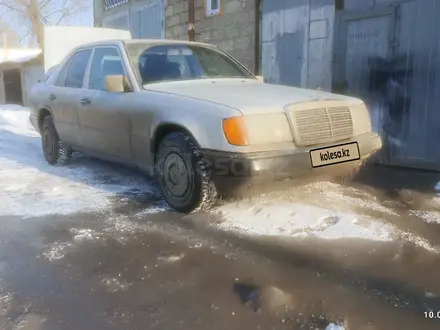 Mercedes-Benz E 200 1992 года за 1 300 000 тг. в Уральск – фото 7