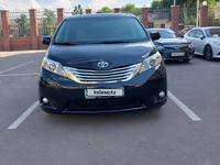 Toyota Sienna 2013 годаfor13 300 000 тг. в Алматы