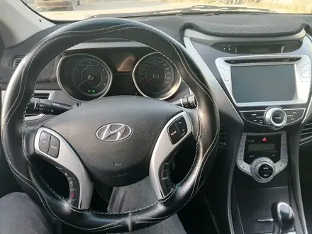 Hyundai Avante 2012 года за 5 000 000 тг. в Актобе – фото 6