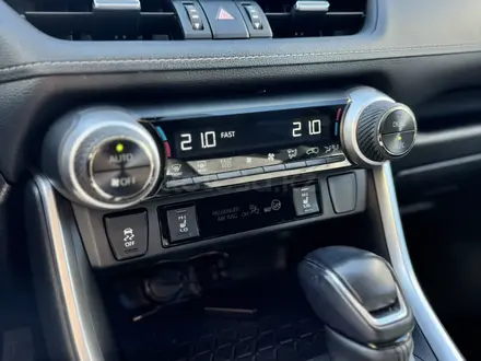 Toyota RAV4 2021 года за 16 500 000 тг. в Астана – фото 12
