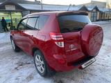 Toyota RAV4 2011 года за 9 000 000 тг. в Актобе – фото 3