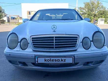 Mercedes-Benz E 200 1998 года за 2 500 000 тг. в Семей – фото 8