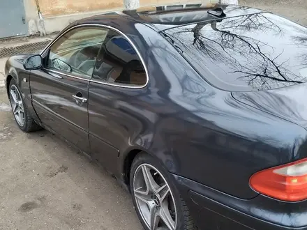 Mercedes-Benz CLK 230 1997 года за 2 500 000 тг. в Астана – фото 2