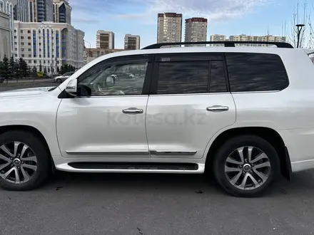 Toyota Land Cruiser 2016 года за 32 000 000 тг. в Астана – фото 8