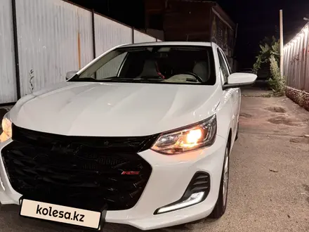 Chevrolet Onix 2023 года за 5 600 000 тг. в Алматы – фото 6