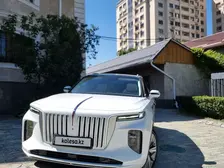 Hongqi E-HS9, 2022