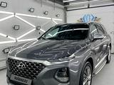 Hyundai Santa Fe 2020 года за 12 000 000 тг. в Астана