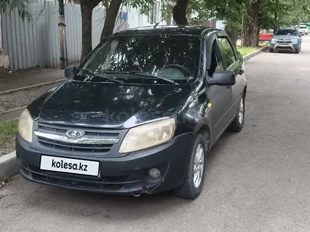ВАЗ (Lada) Granta 2190 2013 года за 950 000 тг. в Алматы