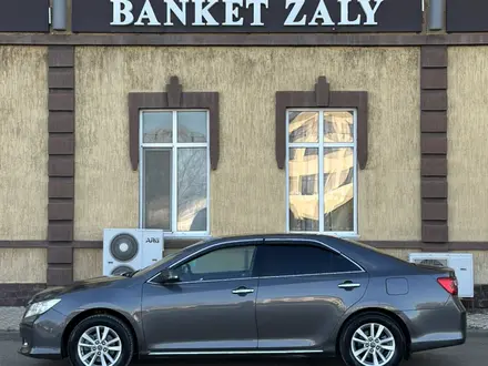 Toyota Camry 2012 года за 6 600 000 тг. в Уральск – фото 3