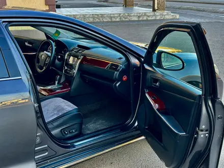 Toyota Camry 2012 года за 6 600 000 тг. в Уральск – фото 14