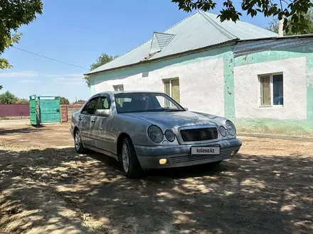 Mercedes-Benz E 230 1995 года за 1 500 000 тг. в Кызылорда – фото 3