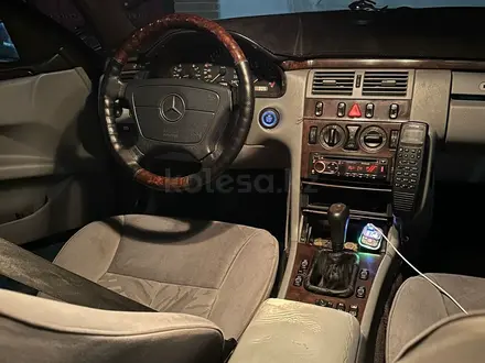 Mercedes-Benz E 230 1995 года за 1 500 000 тг. в Кызылорда – фото 6