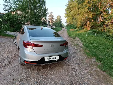 Hyundai Elantra 2020 года за 8 700 000 тг. в Усть-Каменогорск – фото 3