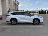 Toyota Highlander 2023 года за 24 500 000 тг. в Караганда – фото 4