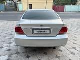 Toyota Camry 2004 года за 5 900 000 тг. в Шымкент – фото 5