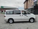 Hyundai Starex 2002 года за 3 900 000 тг. в Шымкент – фото 2