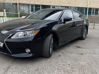 Lexus ES 250 2015 годаfor13 000 000 тг. в Шымкент