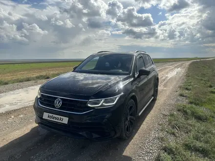 Volkswagen Tiguan 2021 года за 23 500 000 тг. в Шымкент – фото 4