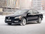 Volkswagen Passat 2018 года за 7 500 000 тг. в Алматы – фото 3
