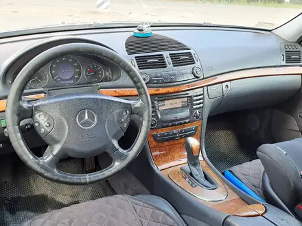 Mercedes-Benz E 320 2003 года за 4 300 000 тг. в Уральск – фото 19