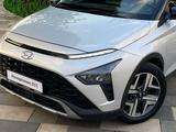 Hyundai Bayon 2023 года за 7 390 000 тг. в Алматы – фото 2