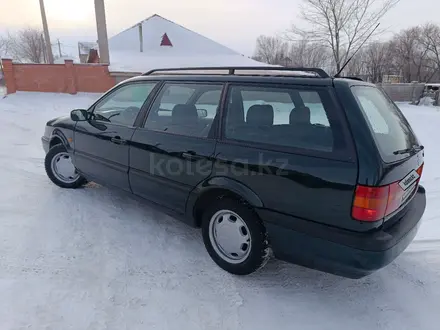 Volkswagen Passat 1994 года за 2 800 000 тг. в Караганда – фото 4