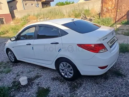 Hyundai Accent 2014 года за 4 500 000 тг. в Шымкент – фото 3