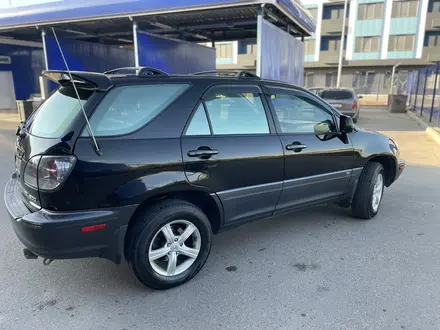 Lexus RX 300 2002 года за 5 900 000 тг. в Алматы – фото 2