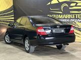 Toyota Camry 2003 годаүшін5 100 000 тг. в Актобе – фото 5