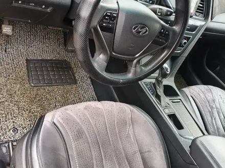 Hyundai Sonata 2016 года за 6 500 000 тг. в Алматы – фото 10