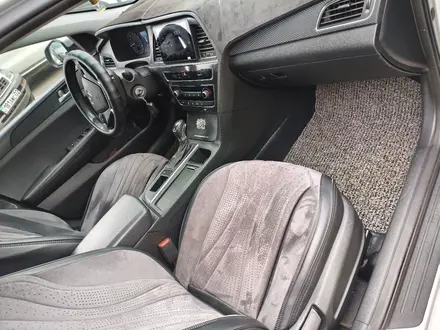 Hyundai Sonata 2016 года за 6 500 000 тг. в Алматы – фото 11