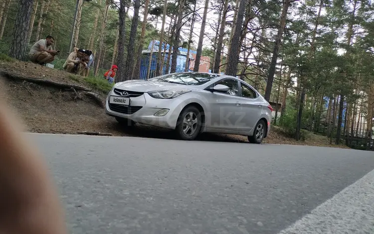 Hyundai Elantra 2013 года за 3 800 000 тг. в Астана