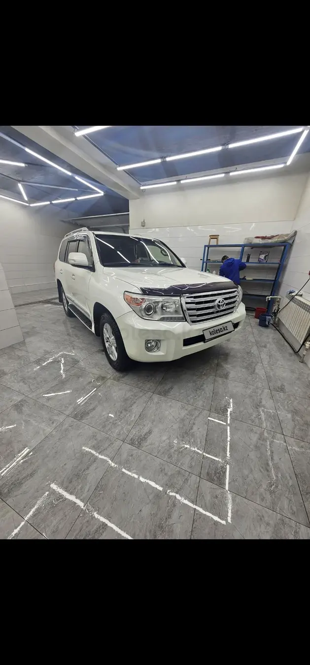 Toyota Land Cruiser, 2013