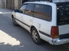 Mazda 626, 1990