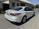 Toyota Camry 2019 года за 16 200 000 тг. в Шымкент – фото 4