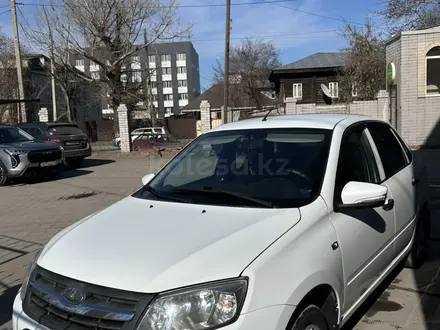 ВАЗ (Lada) Granta 2190 2015 года за 2 550 000 тг. в Семей
