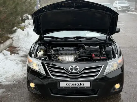 Toyota Camry 2011 года за 8 290 000 тг. в Алматы – фото 11