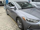 Hyundai Elantra 2017 года за 5 600 000 тг. в Атырау – фото 5