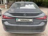 Lexus ES 250 2022 года за 24 500 000 тг. в Алматы – фото 3