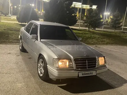 Mercedes-Benz E 280 1994 года за 1 750 000 тг. в Тараз