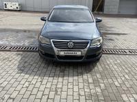 Volkswagen Passat 2005 года за 2 600 000 тг. в Астана